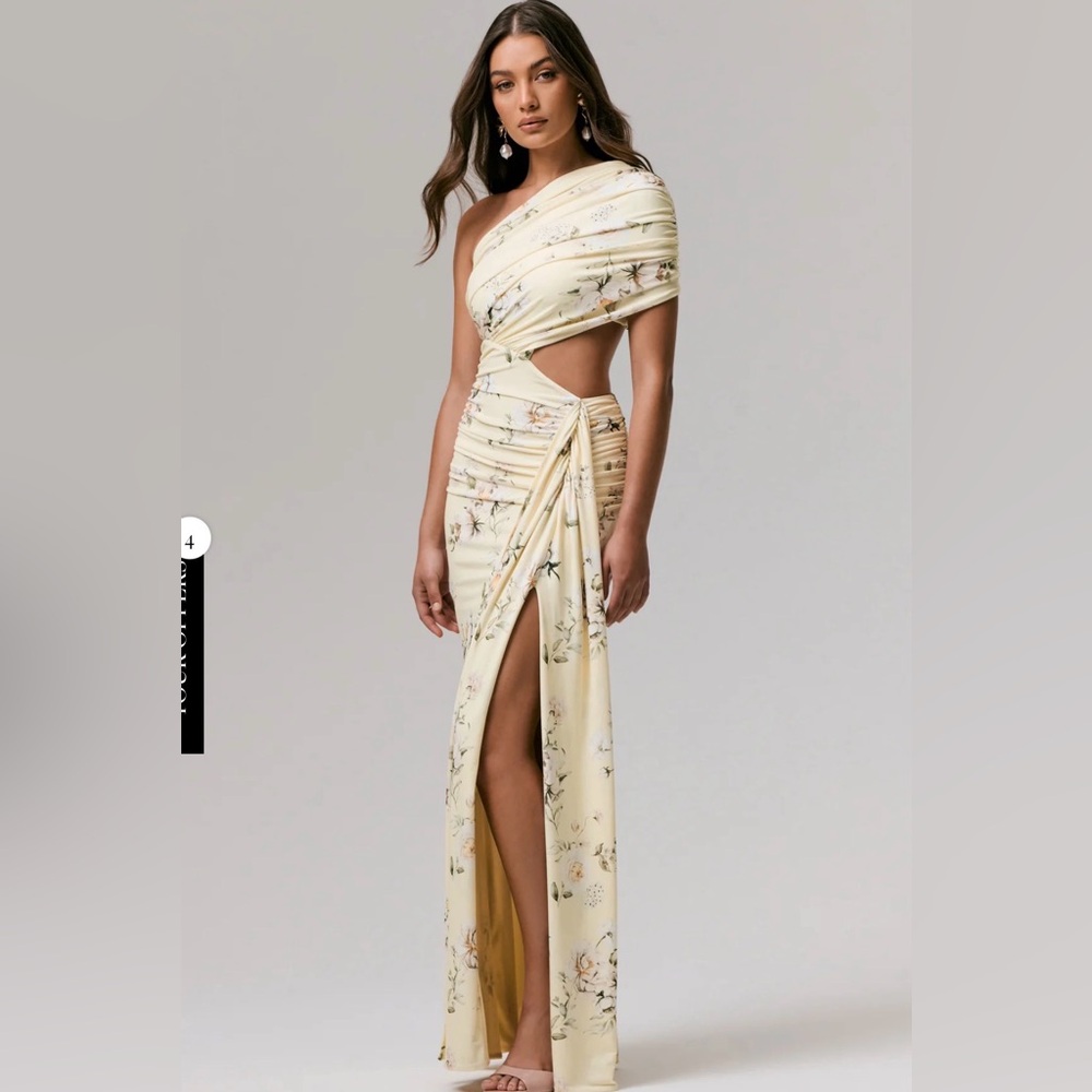 Club London OVERLOAD
Lemon Print Asymmetric Wrap Split Maxi Dress - Picture 3 of 3